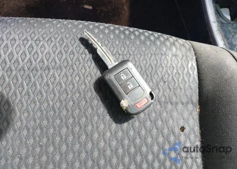 2018 Mitsubishi Outlander Es z USA, uszkodzony, nr VIN JA4AD2A3XJJ005807